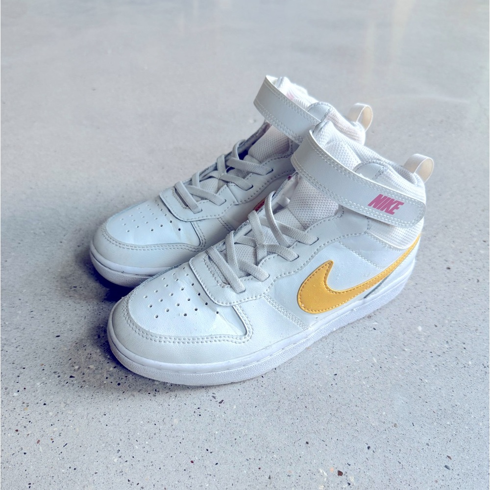 Nike Court Borough Mid 2